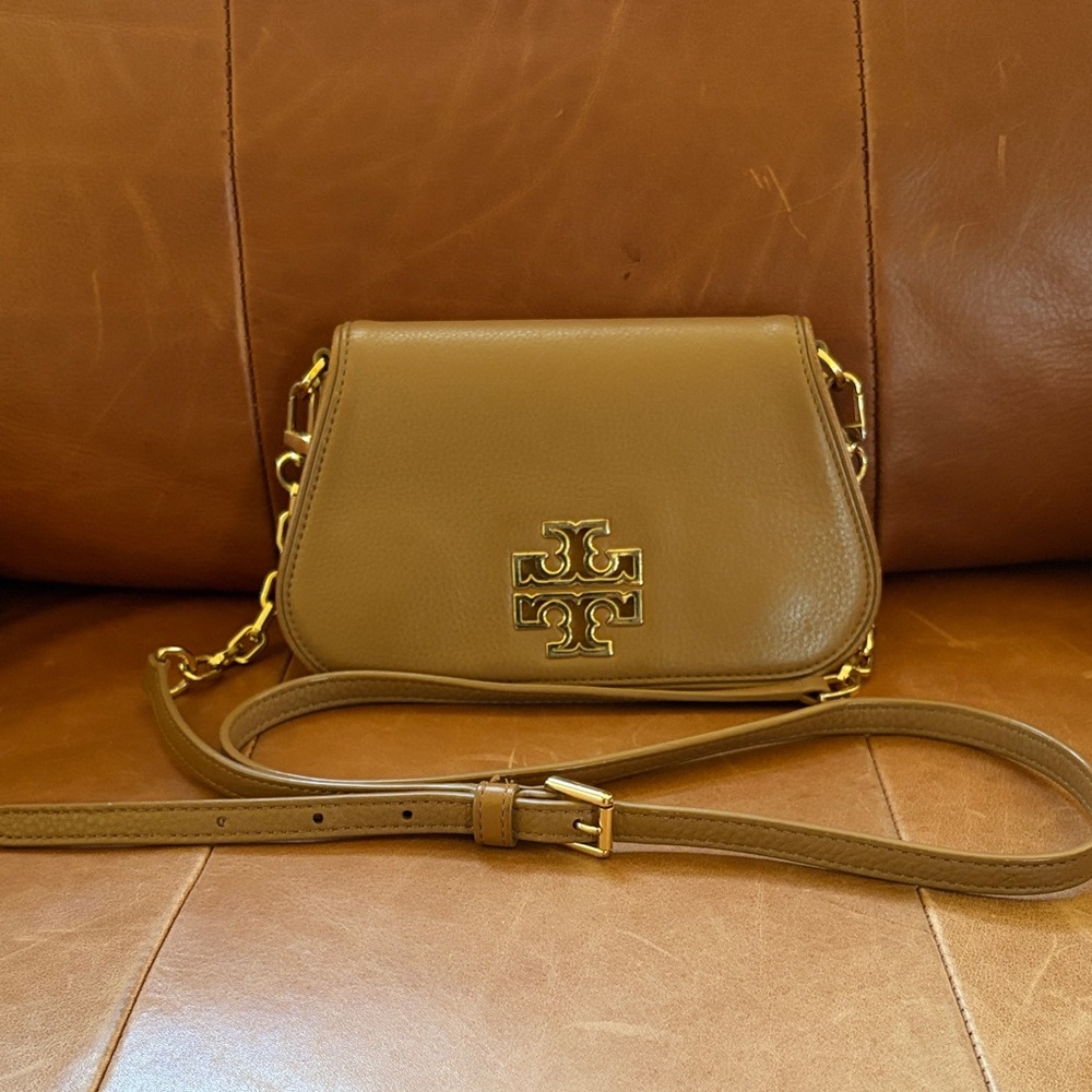 Tory Burch Small Pebbled Leather Crossbody in Tan with Gold Logo